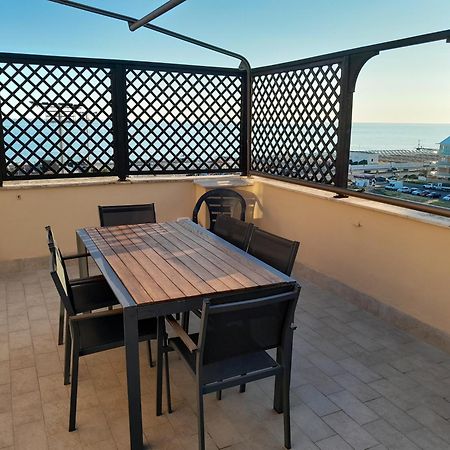 Casa Paradiso Lido di Ostia Exteriör bild